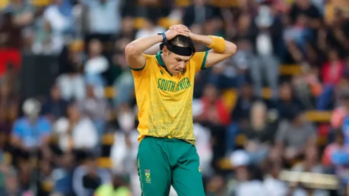 Coetzee Reprimanded for Dissenting ‘Wide’ Call in Johannesburg T20I